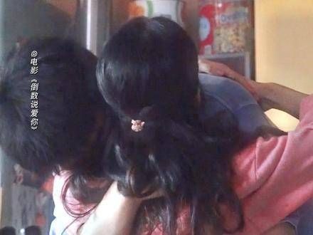 要拥抱得多紧,才能填补那些没有你的时光,周也陈飞宇同框像公主王子