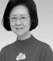 其实到最后琼瑶已经看清平鑫涛一家人的心机