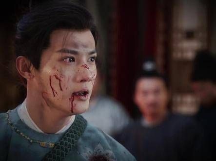 杨静澜的爱始终慷慨大方,披荆斩棘只为站在她面前