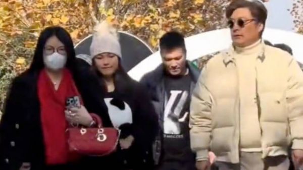 李湘和王岳伦真的很爱她的孩子 所以连选父亲都会考虑的很长远 实话说