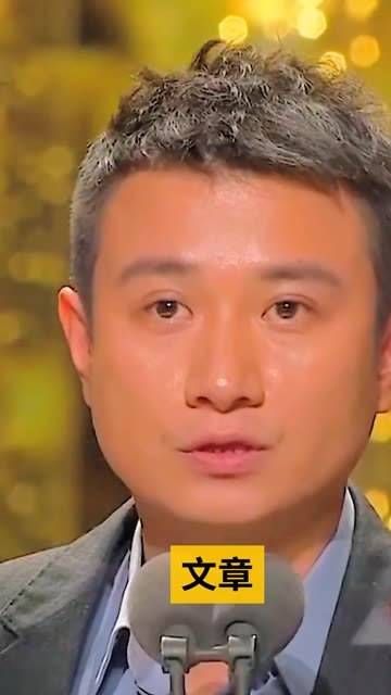 曾经的相濡以沫让人羡慕不已，尽管现在两人已经离婚，但他们仍然信守诺言…