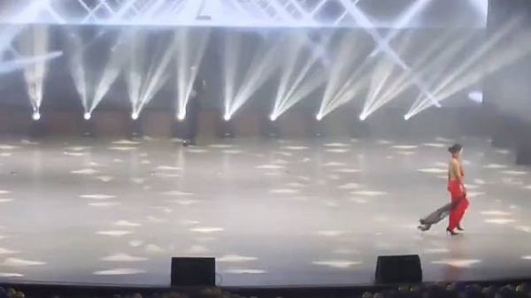 没人告诉我这是学长哇