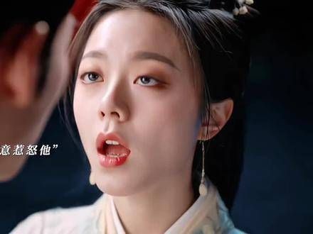 裴文宣乘花船宣誓主权,展现强爱!