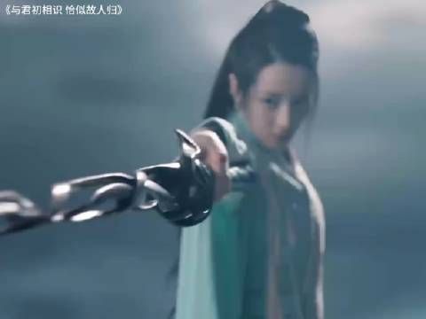 云禾为掩护长意,在悬崖和仙姬以命相搏