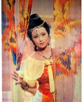 《红楼梦》中的她香消玉殒后，这些人的表现为何那么异常？