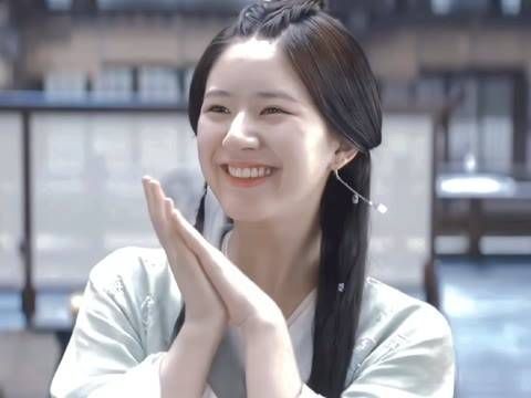 我把后面有人说话的音频换成了我这个版本