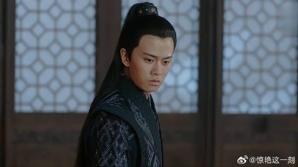 陆绎果然是爱惨了今夏,只看一眼便直接跳井,真爱啊!
