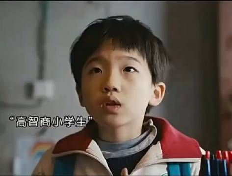 这是我见过最会整活的小学生,别说班主任连校长都被玩得团团转