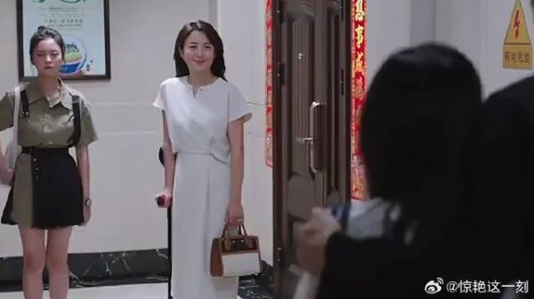 亲妈带女儿回国 把李尖尖当外人，凌霄当场宣主权！