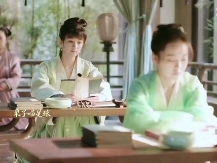 大丈夫应忠君爱国,何不成为一位纯粹的臣子,何必徒增无谓的争执