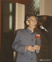 87岁马三立告别舞台演出，马志明一句善意提醒，险些酿成舞台事故