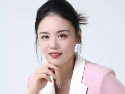 刀郎团队中的十大美女,你最青睐哪一位?