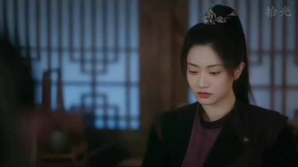 当你抬头看他时，心中是否也在回忆他为你付出的一切？