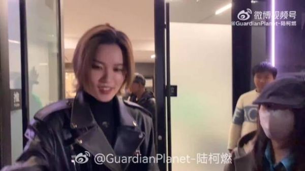 不愧是我喜欢的陆柯燃,这首新歌真是太震撼人心了…