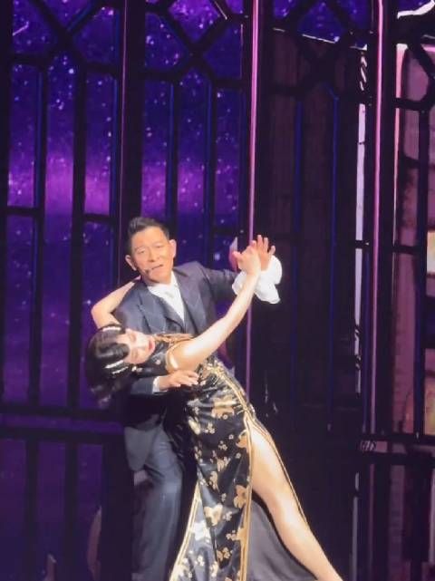 刘德华换了个伴舞，争议很大啊