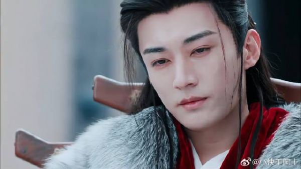 景王还是怎么疯,能动手绝不动口