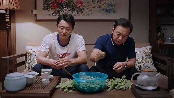 仨孩子闹别扭后，凌和平想要调解，不料李海潮这态度