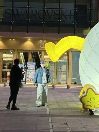 让我看看有多少人是为张杰而来的 ,他来了,演出现场嗨翻全场