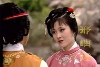 红楼梦：和林黛玉家世相差巨大的邢岫烟，为何却能过得比她惬意？