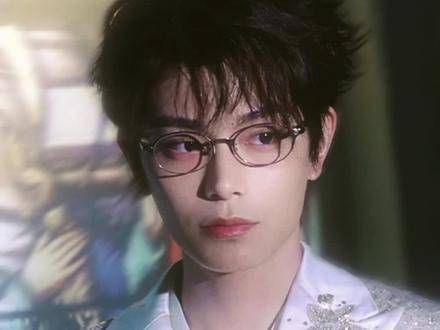 更迭交替之时，华美交错之间