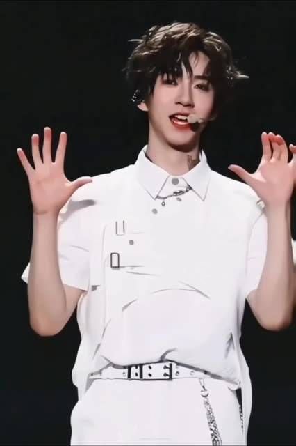 手势舞宝宝,超甜呀 澳门演唱会时代少年团
