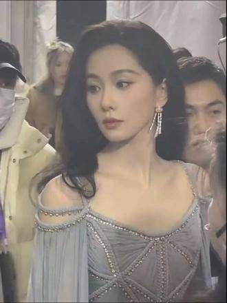 刘诗诗希望争取孩子的抚养权,但婆家方面坚决反对…