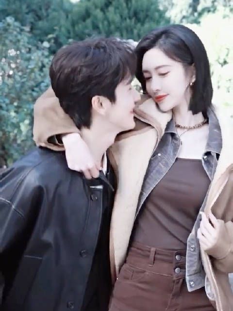 我们孟姐就是cp感的神…… 感觉跟很多男主搭都配一脸!