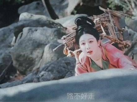 何惟芳在电视上,新片段来啦!