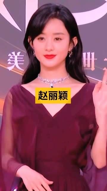 曾有五位男明星追求她,但她拒绝恋爱,专心拍戏