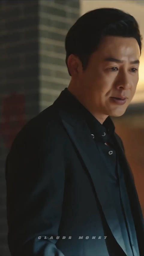 张颂文早在成名之前就已结婚生子,这两年的爆红让他的妻子产生了危机感…