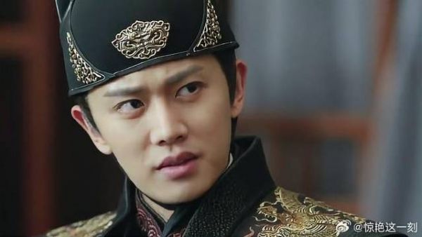 今夏成功破案,陆绎满眼宠溺,下秒对话甜憨