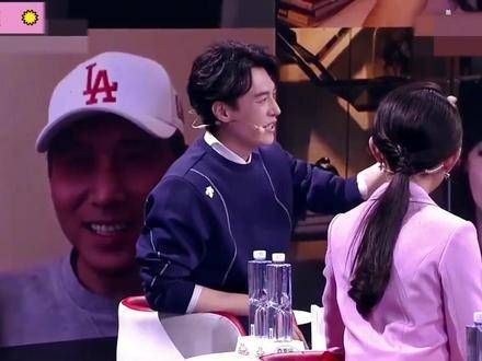 靳东的调侃,李乃文还真行,拍戏居然用真酒!