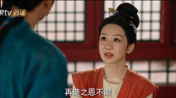 “小财迷何惟芳再送美食”