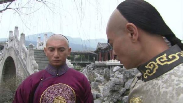 嘴炮选手年轻气盛,公然表示对四哥的不满却遭众人沉默!