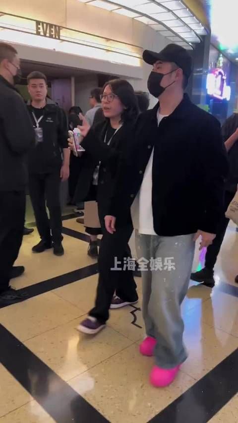 孙俪全家出动支持邓超·孙俪·邓超·陈赫·湖南卫视跨年晚会·微博之夜