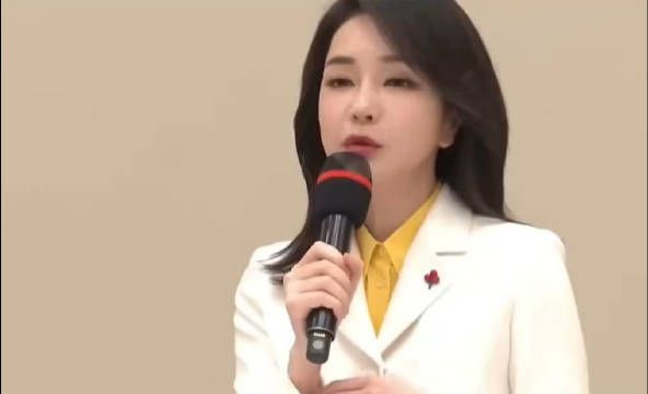 清算到底!韩国执政党国民力量党决定,该党单独向国会提交“紧急戒严特检法”