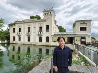 王威廉 | 《暗生命》：“它的出现，像是一道来自宇宙深处的谜语”