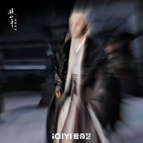 成毅《赴山海》预约量破200万!寒夜披风踏霜行,孤身一笑破山河!
