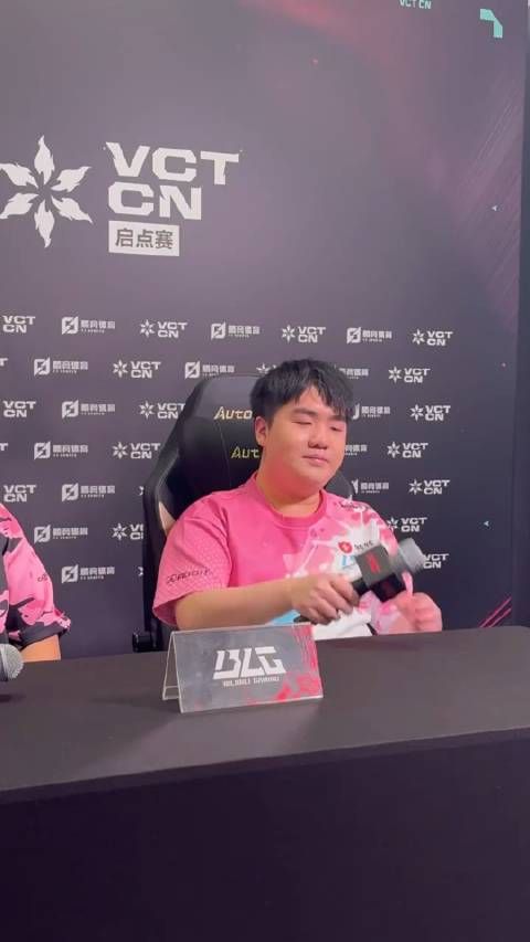 rushia:很感谢我的队友们,不管是whzy还是小k…