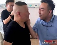 杨议，在曹云金消息间，刷跑车跟人争榜一，曹云金拦都拦不住