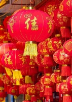 灯笼高挂，东莞虎门旧街年味浓