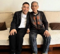 相声名家李如刚开通视频账号，卷入杨议拜师风波，评论区褒贬不一