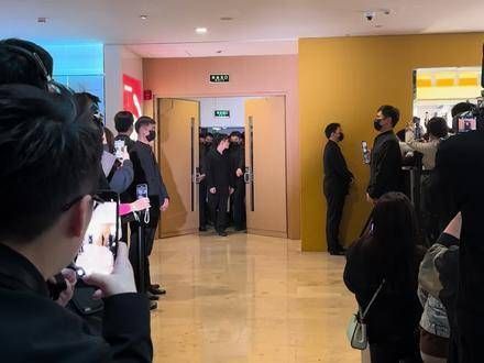 杨紫来到了南京…