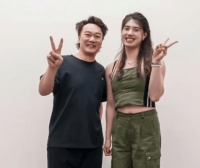 陈奕迅时隔13年再登春晚 将与张雨霏等奥运冠军合唱《孤勇者》