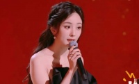 杨幂综艺首秀脱口秀，自黑玩梗笑翻全场！