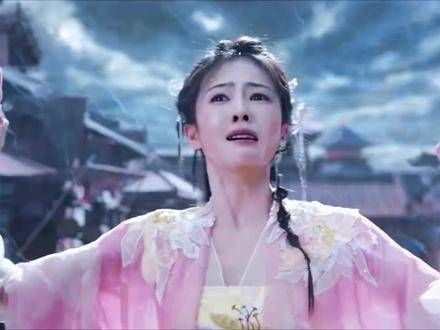 谁能够理解这一幕,白鹿的哭戏真是充满了感染力!白鹿敖瑞鹏为白月梵星许愿