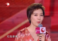 2025东方卫视春晚：老中青8位主持人撑门面，独缺当红女主播王冠