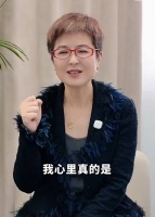 张泉灵说赵丽颖是她心中的大女主：她成为了一个更丰富的演员
