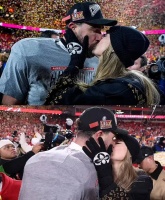 霉霉与男友球场接吻 庆祝男友球队进入超级碗