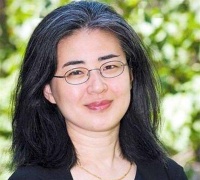 13岁考上北大的田晓菲，为何出国后，转身嫁给52岁的美国人？